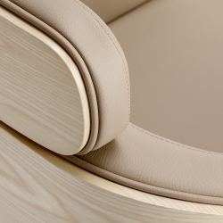 Fotel fryzjerski Gabbiano Wratislavia beżowy z czarną podstawą